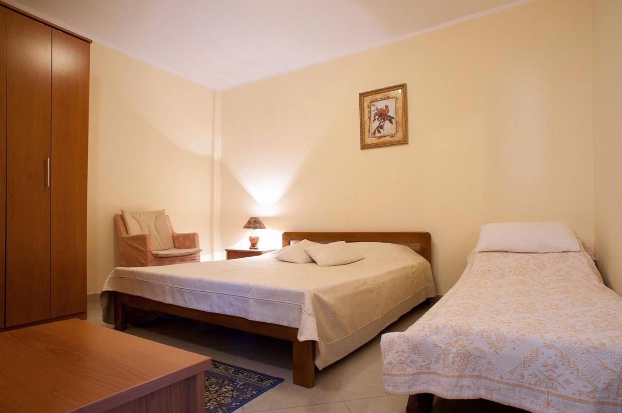 Апартаменты Apartments Vukšić Свети-Стефан-11