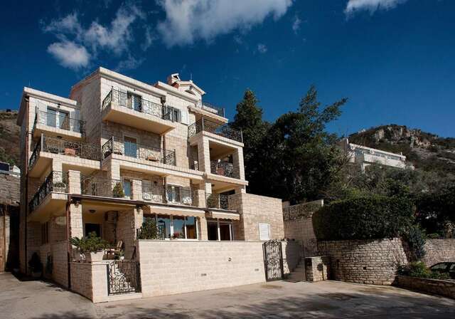 Апартаменты Apartments Vukšić Свети-Стефан-3
